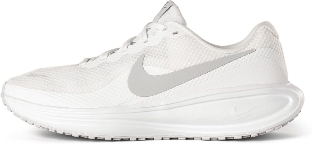 Nike Women's Revolution 8 Road Running Shoes