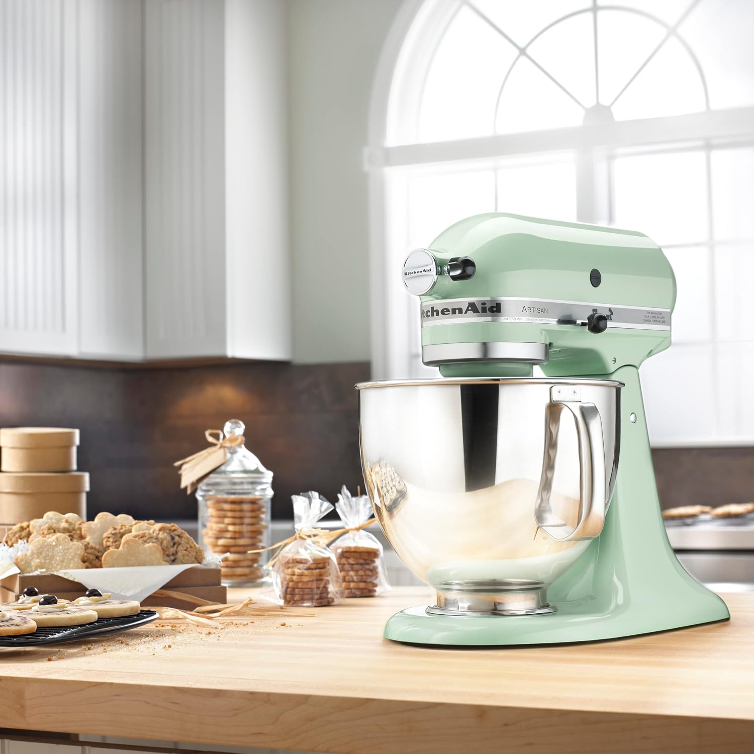 KitchenAid Artisan Series 5 Quart Tilt Head Stand Mixer with Pouring Shield KSM150PS, Pistachio - Image 3