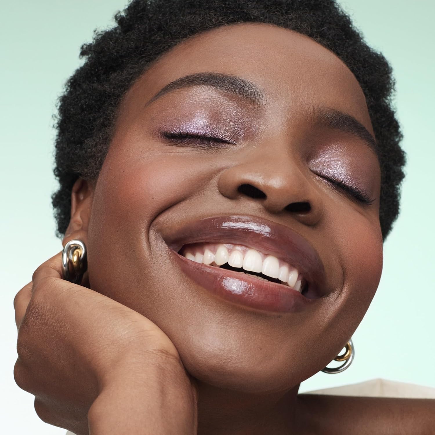 bareMinerals Mineralist Lip Gloss-Balm, Hydrating Lip Gloss + Balm Hybrid, Sheer Glossy Lip Balm, No Stickiness, Improves Lip Smoothness, Vegan - Image 5