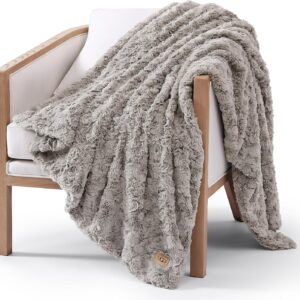 UGG Adalee Faux Fur Throw Blanket Luxury Lightweight Cozy Soft Throw for Couch Bed or Chair Hypoallergenic Machine Washable Double-Sided Fluffy Blanket Home Decor, 50-inch x 70-inch, Seal Grey