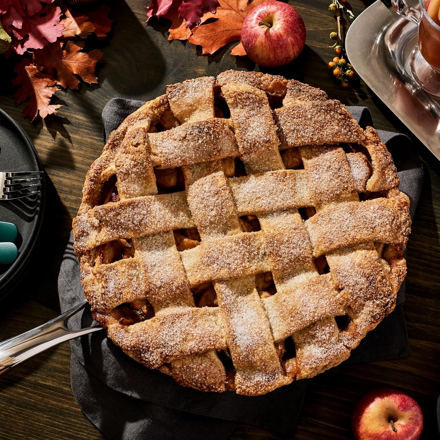 HexClad Hybrid Nonstick 10-Inch Frying Pan, Stay-Cool Handle, Dishwasher-Friendly, Oven-Safe Up to 900°F, Induction Ready, Compatible with All Cooktops - Image 7