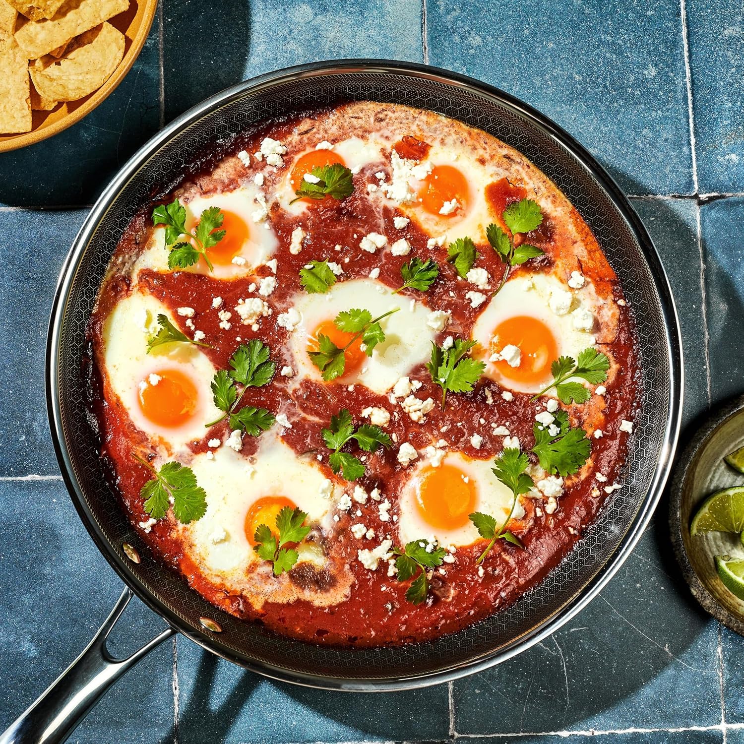 HexClad Hybrid Nonstick 12-Inch Frying Pan with Tempered Glass Lid, Stay-Cool Handle, Dishwasher-Friendly, Oven-Safe Up to 900°F, Induction Ready, Compatible with All Cooktops - Image 7